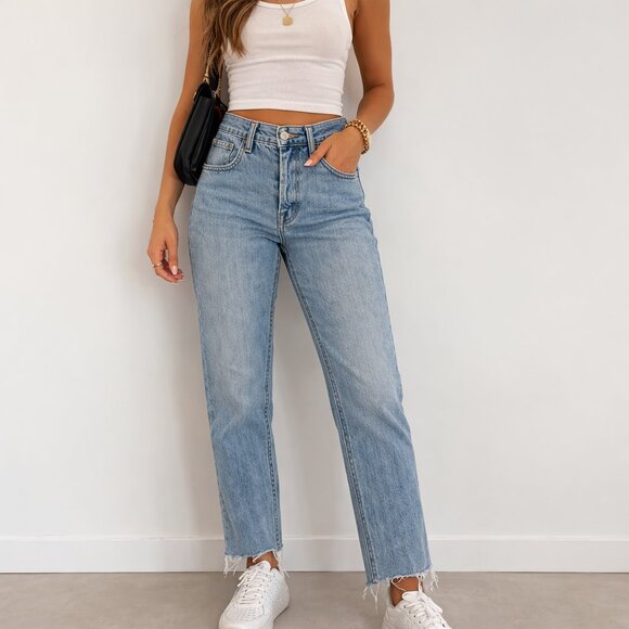 Denim Forum Denim - $128 Retail Aritzia Denim Forum Yoko High Rise Slim Jeans 26 Light Wash